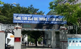 Khai trừ ra khỏi Đảng một cán bộ Trung tâm giáo dục thường xuyên Khánh Hòa