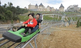 Bà Nà Hills đưa trò chơi máng trượt vào hoạt động