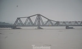 Hà Nội đề nghị xây dựng đập điều tiết nước trên sông Hồng 