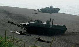 Thủy quân lục chiến Nga trang bị robot tên lửa