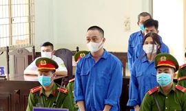 Chủ khách sạn lĩnh án vì chứa chấp 47 người Trung Quốc nhập cảnh trái phép