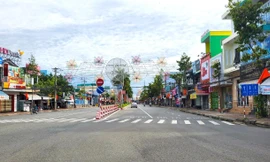 7 quận, huyện 'màu đỏ', Cần Thơ yêu cầu không tập trung quá 10 người nơi công cộng