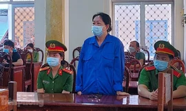 Buôn lậu 200.000 tấn đường, bà trùm Mười Tường lại hầu toà