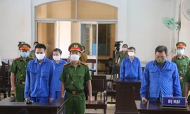 Nhóm người âm mưu 'điều chuyển' Giám đốc Công an tỉnh An Giang hầu toà