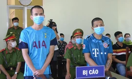 Chém trọng thương cán bộ kiểm soát dịch, 2 thanh niên trả giá 5 năm tù