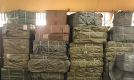 Phát hiện 2 kho hàng lậu lớn ở biên giới 