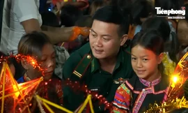  Các đơn vị bộ đội lo Tết Trung thu cho trẻ em nơi biên cương Tổ quốc