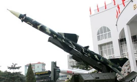 Về nơi siêu pháo đài bay B-52 phơi xác