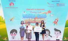 Học sinh TPHCM giành Quán quân chương trình 'Vươn cao ước mơ'