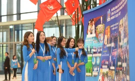 Khai mạc Triển lãm ảnh Khát vọng cống hiến - Lẽ sống thanh niên, ra mắt Bảo tàng số Tuổi trẻ