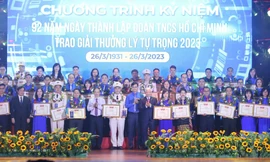 100 cán bộ Đoàn nhận Giải thưởng Lý Tự Trọng năm 2024