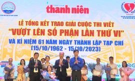 Cô gái khuyết tật giành giải đặc biệt cuộc thi viết Vượt lên số phận