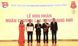 Đoàn Khối Doanh nghiệp T.Ư vinh dự đón nhận Huân chương Lao đông hạng Nhì