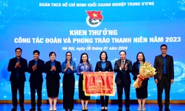 Hơn 4.100 trẻ em có hoàn cảnh khó khăn được nhận đỡ đầu