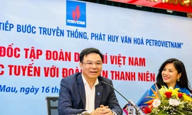 Phó Bí thư Đảng ủy, Tổng Giám đốc Tập đoàn Dầu khí Việt Nam Lê Mạnh Hùng đối thoại với đoàn viên, thanh niên Tập đoàn.