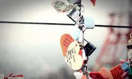 Chuyển tình cảm trói buộc sang tình cảm tự do