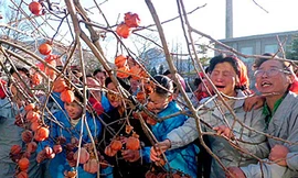 Người dân Triều Tiên đến viếng ông Kim Jong Il