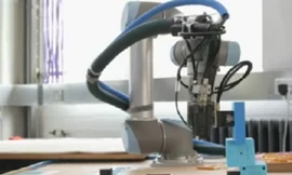 Robot biết ''sinh con''