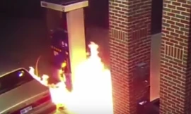 Suýt cháy cả trạm xăng vì dùng thuốc lá giết nhện