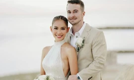 Á hậu Hòa bình lấy chồng ngoại quốc