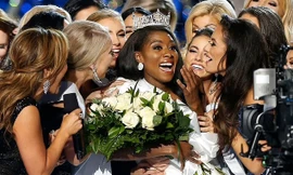 Hoa hậu Mỹ nộp đơn xin phá sản