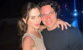 Người đẹp được cầu hôn trên sân khấu chung kết Hoa hậu Hoàn vũ