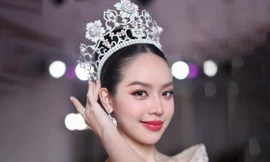 Thanh Thủy dùng manifest để đăng quang Hoa hậu Quốc tế