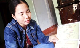 Nữ hộ sinh tố cáo tham nhũng