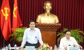 Ban Kinh tế Trung ương làm việc với Hậu Giang, Cần Thơ