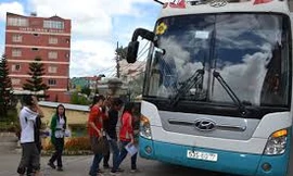 Làm rõ vụ ''Ai chống lưng cho tập đoàn xe dù”?