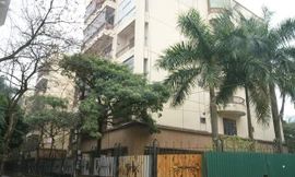 Khu nhà công vụ Hoàng Cầu. Ảnh: L.H.V