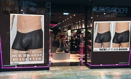 Tranh cãi về quần lót độn dành cho nam