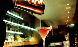 Quán bar độc đáo không thích quảng cáo