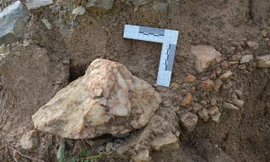 Công cụ ghè đẽo di chỉ Gò Đá