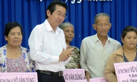 Bí thư Tỉnh ủy Bạc Liêu trao nhà tình thương cho đồng bào Khmer nghèo 