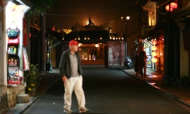 Hội An về đêm. Ảnh: rough guides