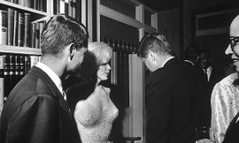 Đấu giá băng sex giữa Marilyn Monroe với anh em Kennedy?