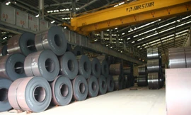 Theo Bộ Công Thương, dù giảm thuế thép Nga vẫn khó cạnh tranh được với thép trong nước. Ảnh: Phong Cầm