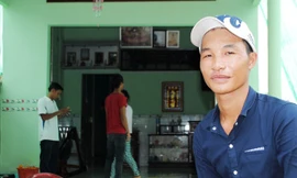 Hào Anh trong ngày dọn vào nhà mới cách đây 4 tháng. Ảnh: Zing