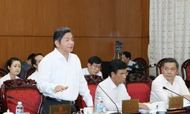 Bộ trưởng Bộ Kế hoạch và Đầu tư Bùi Quang Vinh phát biểu tại phiên họp. Ảnh : Dương Giang – TTXVN