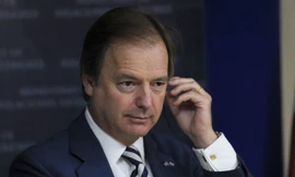 Quốc vụ khanh Bộ Ngoại giao Anh Hugo Swire.