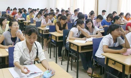 Sinh viên Đại học Dân lập Thăng Long. ảnh: Như ý