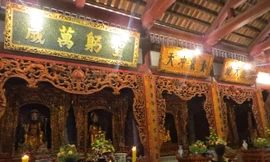 Chính điện Đền An Sinh 