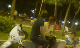 Bùng nổ mại dâm nam