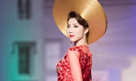 Ngọc Quyên bỗng kín đáo, e ấp với áo dài