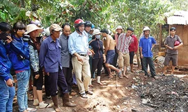 Vợ Bí thư xã giết người: Lập biên bản người đã chết