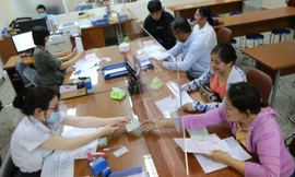 Bộ Nội vụ đề xuất được làm việc đến 70 tuổi với lĩnh vực nào?