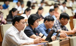 Đề nghị đẩy nhanh tiến độ cải cách chính sách tiền lương sau sáp nhập