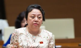 'Không chỉ người về hưu, ngay cả bác sỹ trẻ lương cũng không đủ sống'