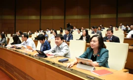 Nhà ở tại khu vực nào buộc phải trang bị thiết bị truyền tin báo cháy?